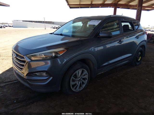Hyundai TUCSON SE 2016 KM8J33A48GU180812 Image 2