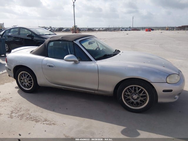 45496322 :رقم المزاد ، JM1NB353840401130 vin ، 2004 Mazda Mx-5 Miata Ls مزاد بيع