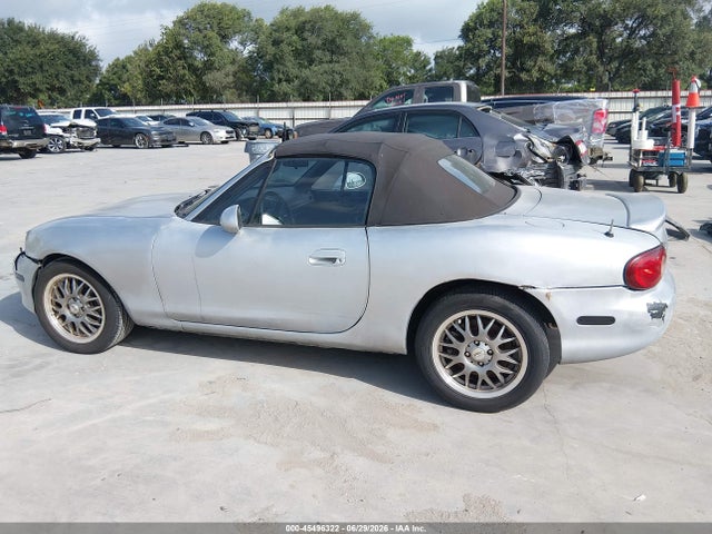 45496322 :رقم المزاد ، JM1NB353840401130 vin ، 2004 Mazda Mx-5 Miata Ls مزاد بيع