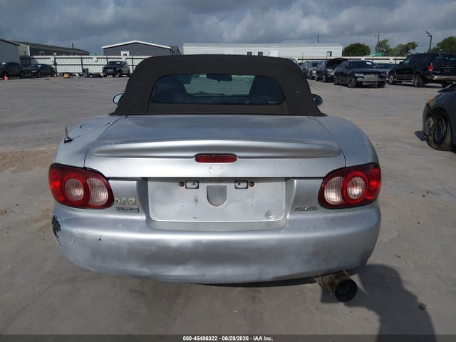 45496322 :رقم المزاد ، JM1NB353840401130 vin ، 2004 Mazda Mx-5 Miata Ls مزاد بيع
