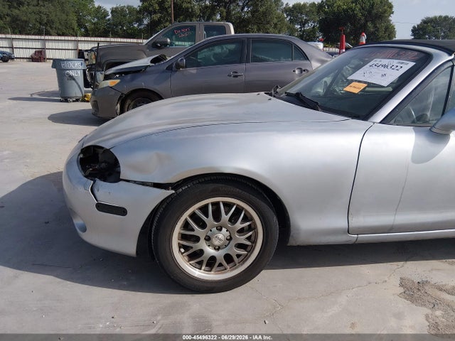 45496322 :رقم المزاد ، JM1NB353840401130 vin ، 2004 Mazda Mx-5 Miata Ls مزاد بيع