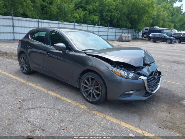 3MZBN1L31JM209040 auction archive image