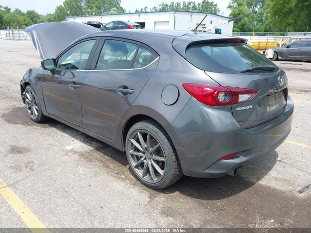 Mazda Mazda3 Touring 2018 3MZBN1L31JM209040 Image 3