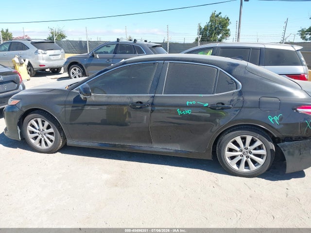 Toyota CAMRY LE 2019 4T1B11HK7KU825364 Image 14