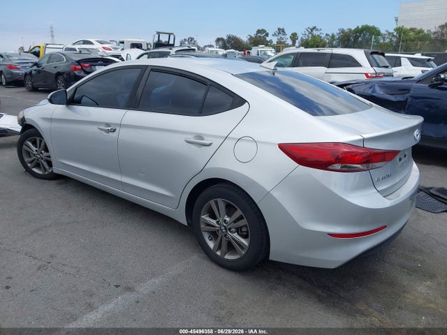 Hyundai Elantra Value Edition 2018 5NPD84LFXJH341718 Image 3