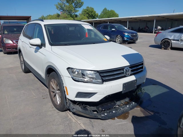2018 Volkswagen Tiguan 2.0t S მანქანა იყიდება აუქციონზე, vin: 3VV1B7AX2JM015439, აუქციონის ნომერი: 45496369