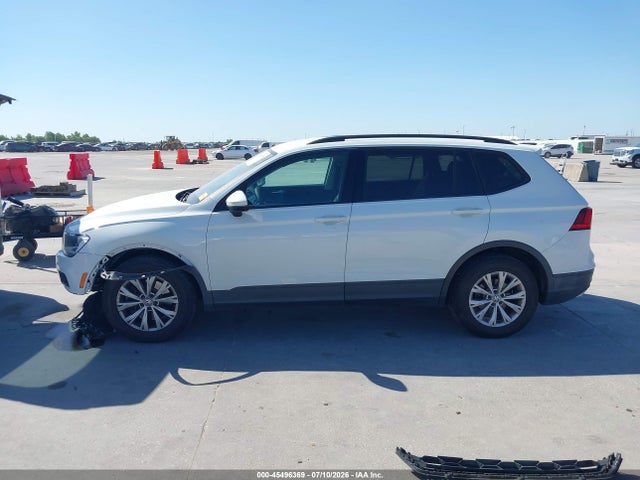2018 Volkswagen Tiguan 2.0t S მანქანა იყიდება აუქციონზე, vin: 3VV1B7AX2JM015439, აუქციონის ნომერი: 45496369