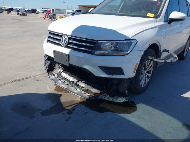 2018 Volkswagen Tiguan 2.0t S მანქანა იყიდება აუქციონზე, vin: 3VV1B7AX2JM015439, აუქციონის ნომერი: 45496369