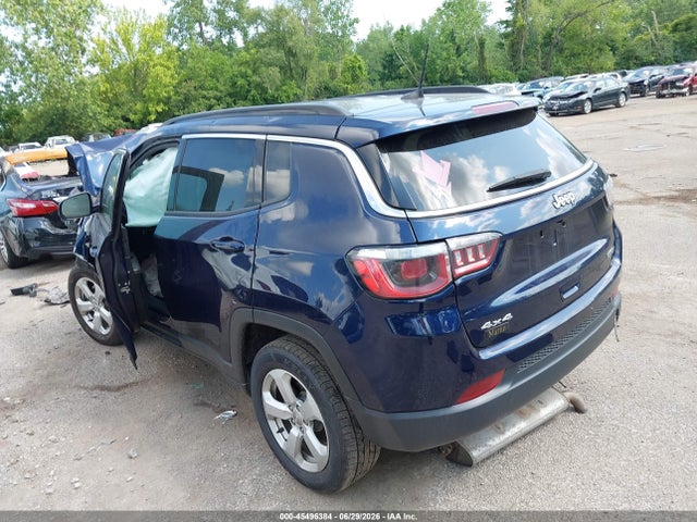 2018 Jeep Compass Latitude 4x4 მანქანა იყიდება აუქციონზე, vin: 3C4NJDBB8JT423129, აუქციონის ნომერი: 45496384