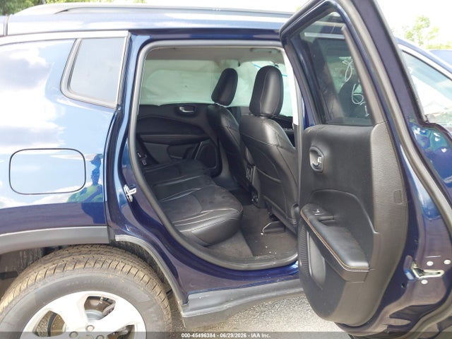 2018 Jeep Compass Latitude 4x4 მანქანა იყიდება აუქციონზე, vin: 3C4NJDBB8JT423129, აუქციონის ნომერი: 45496384