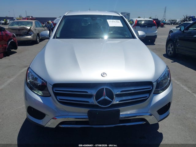 45496401 :رقم المزاد ، WDC0G4JB4GF084246 vin ، 2016 Mercedes-benz Glc 300 مزاد بيع