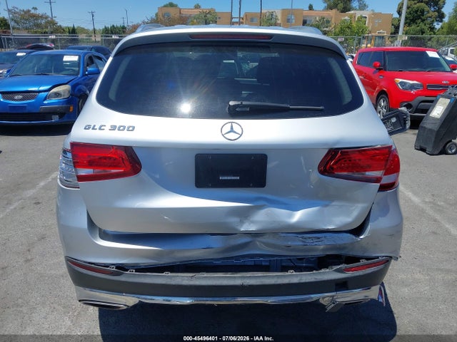 45496401 :رقم المزاد ، WDC0G4JB4GF084246 vin ، 2016 Mercedes-benz Glc 300 مزاد بيع