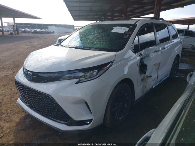 5TDDSKFC0SS180671 Toyota Sienna Xse
