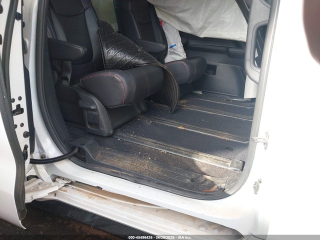 5TDDSKFC0SS180671 Toyota Sienna Xse