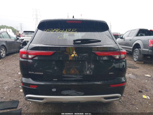 45496435 :رقم المزاد ، JA4J4VA88NZ030547 vin ، 2022 Mitsubishi Outlander مزاد بيع
