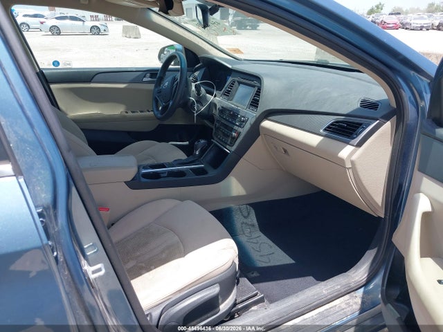 45496436 :رقم المزاد ، 5NPE24AF2HH512688 vin ، 2017 Hyundai Sonata Se مزاد بيع