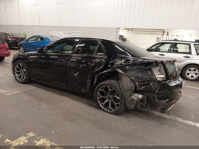 45496455 :رقم المزاد ، 2C3CCAAG4JH275586 vin ، 2018 Chrysler 300 Touring مزاد بيع