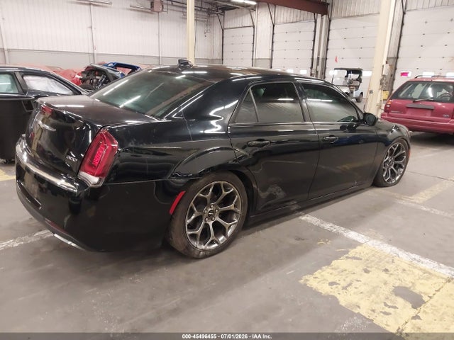 45496455 :رقم المزاد ، 2C3CCAAG4JH275586 vin ، 2018 Chrysler 300 Touring مزاد بيع