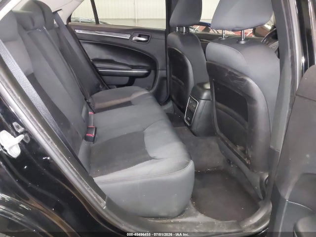 45496455 :رقم المزاد ، 2C3CCAAG4JH275586 vin ، 2018 Chrysler 300 Touring مزاد بيع