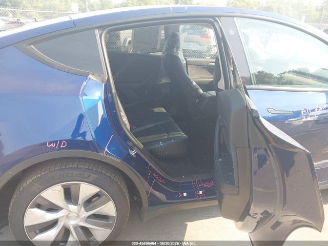 Продаж на аукціоні авто 2022 Tesla Model Y Long Range Dual Motor All-wheel Drive, vin: 7SAYGDEE5NA022398, номер лоту: 45496464