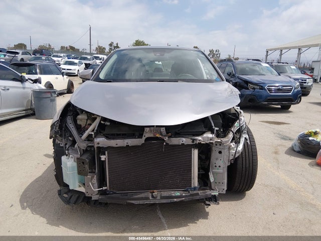 Toyota C-HR LE 2020 JTNKHMBX6L1073497 Image 13