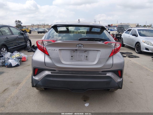 Toyota C-HR LE 2020 JTNKHMBX6L1073497 Image 17