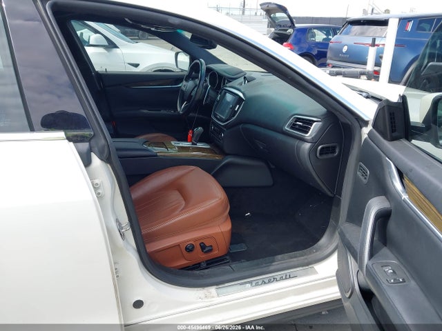 Продажа на аукционе авто 2015 Maserati Ghibli, vin: ZAM57XSA9F1149313, номер лота: 45496469