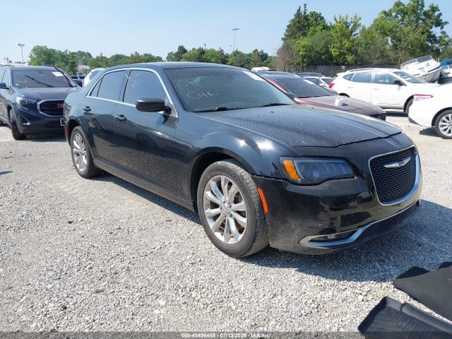 Aukcja sprzedaży 2017 Chrysler 300 Limited Awd, vin: 2C3CCARG0HH521905, numer aukcji: 45496488