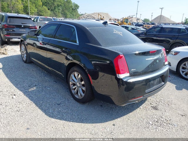 Aukcja sprzedaży 2017 Chrysler 300 Limited Awd, vin: 2C3CCARG0HH521905, numer aukcji: 45496488