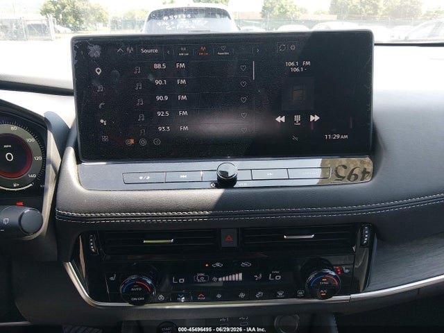 JN8BT3DD9TW299766 Nissan Rogue Platinum
