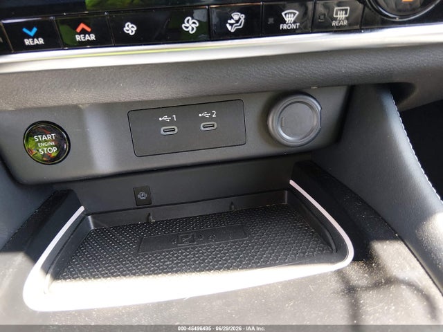 JN8BT3DD9TW299766 Nissan Rogue Platinum