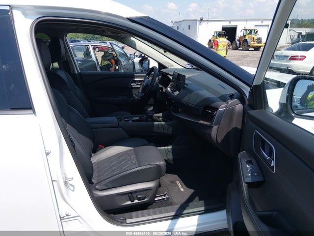 JN8BT3DD9TW299766 Nissan Rogue Platinum