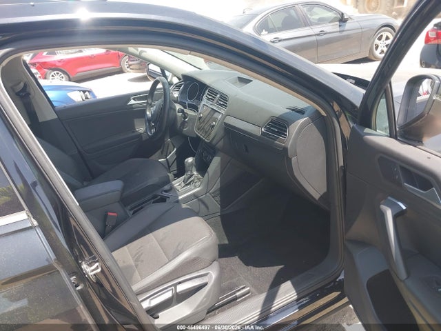 2019 Volkswagen Tiguan 2.0t Se/2.0t Sel/2.0t Sel R-line/2.0t Sel R-line Black მანქანა იყიდება აუქციონზე, vin: 3VV2B7AX0KM073295, აუქციონის ნომერი: 45496497