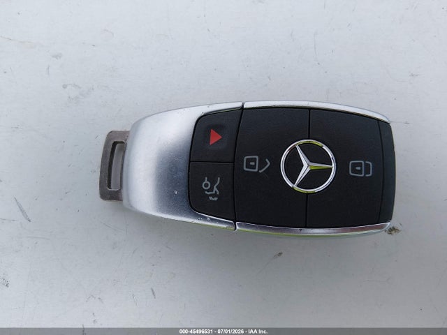 W1K3G4EBXNJ324770 Mercedes-Benz A 220