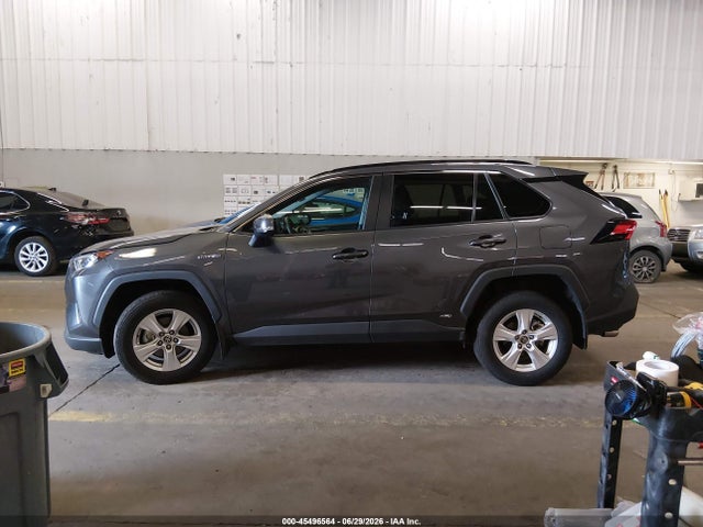 45496564 :رقم المزاد ، 4T3RWRFV8MU018227 vin ، 2021 Toyota Rav4 Hybrid Xle مزاد بيع