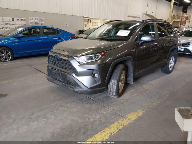45496564 :رقم المزاد ، 4T3RWRFV8MU018227 vin ، 2021 Toyota Rav4 Hybrid Xle مزاد بيع