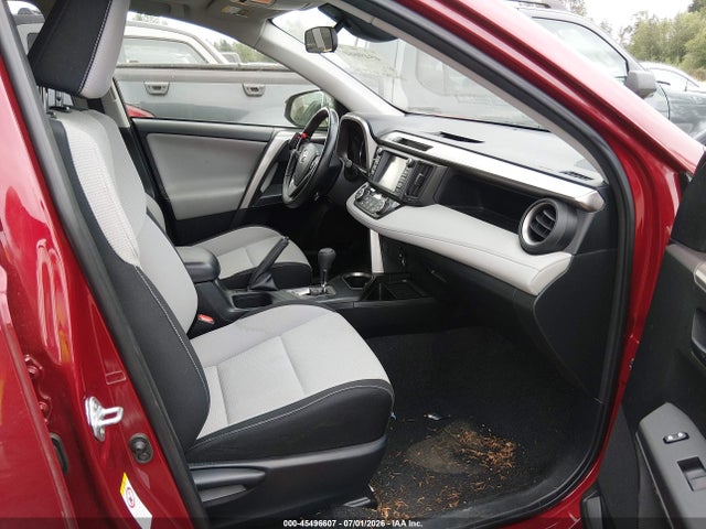 JTMRJREV8JD238556 Toyota Rav4 Hybrid Xle