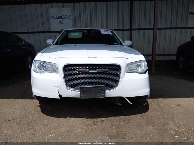 45496612 :رقم المزاد ، 2C3CCAAG3HH637336 vin ، 2017 Chrysler 300 Limited مزاد بيع