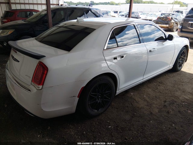 45496612 :رقم المزاد ، 2C3CCAAG3HH637336 vin ، 2017 Chrysler 300 Limited مزاد بيع