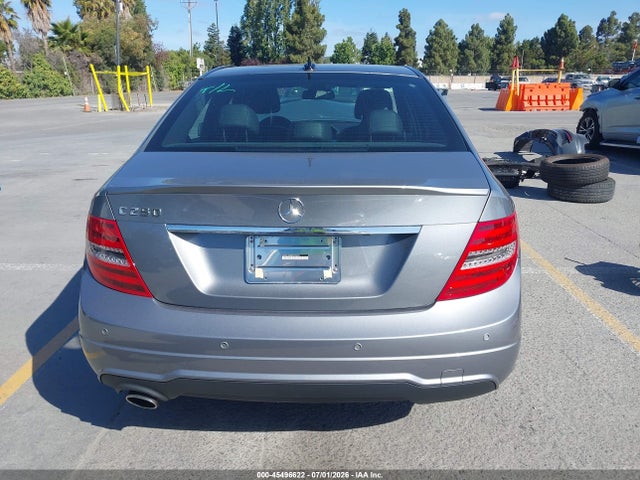 Aukcja sprzedaży 2013 Mercedes-benz C 250 Sport, vin: WDDGF4HB8DR255481, numer aukcji: 45496622