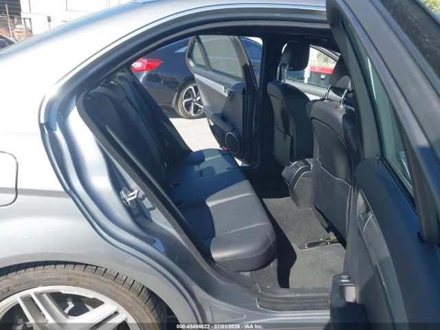 Продажа на аукционе авто 2013 Mercedes-benz C 250 Sport, vin: WDDGF4HB8DR255481, номер лота: 45496622