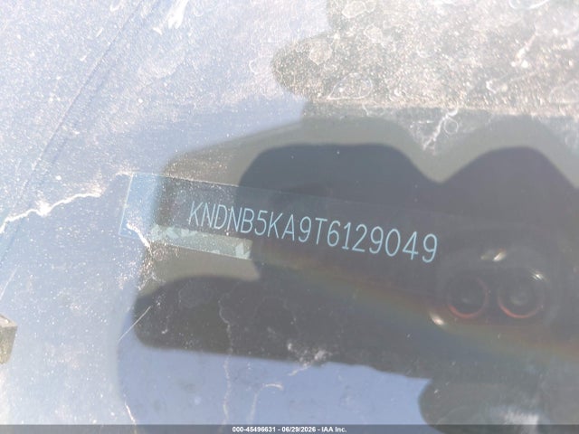 KNDNB5KA9T6129049 KIA Carnival Mpv Hybrid Lxs
