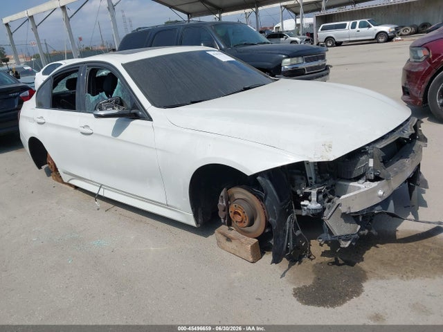 2016 Bmw 340i მანქანა იყიდება აუქციონზე, vin: WBA8B3C56GK383248, აუქციონის ნომერი: 45496659