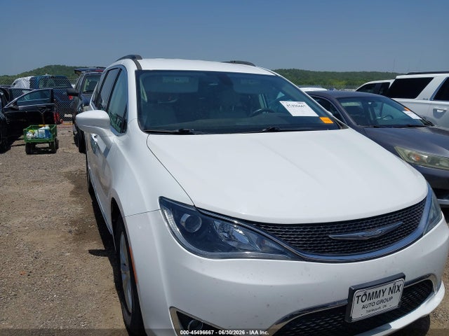 Aukcja sprzedaży 2017 Chrysler Pacifica Touring-l, vin: 2C4RC1BG7HR621803, numer aukcji: 45496667