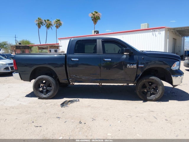 3C6RR7LTXJG130710 RAM 1500 Big Horn 4x4 5&#039;7 Box