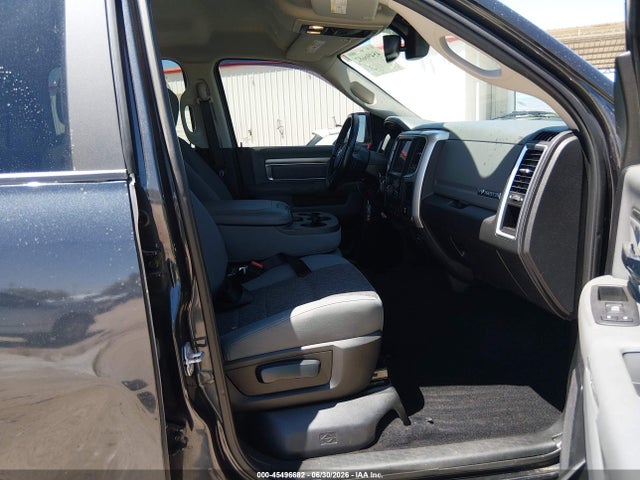 3C6RR7LTXJG130710 RAM 1500 Big Horn 4x4 5&#039;7 Box