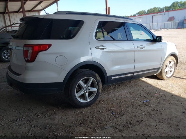 Ford EXPLORER XLT 2018 1FM5K7D81JGC22995 Image 4