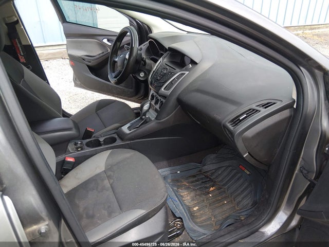 Ford FOCUS SE 2014 1FADP3K24EL429019 Image 5