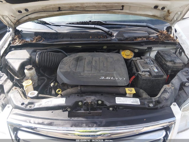 Продаж на аукціоні авто 2016 Chrysler Town & Country Touring, vin: 2C4RC1BG3GR111303, номер лоту: 45496792