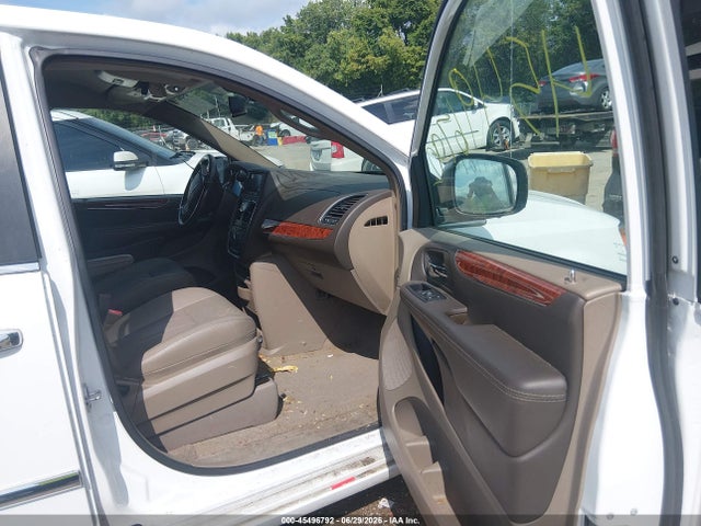 Продаж на аукціоні авто 2016 Chrysler Town & Country Touring, vin: 2C4RC1BG3GR111303, номер лоту: 45496792